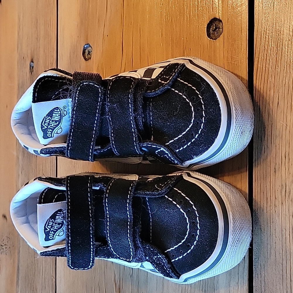 Kids Van's size 12 black and white check with velcro